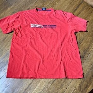 Tommy Hilfiger Men's Red T-Shirt Short Sleeve Large